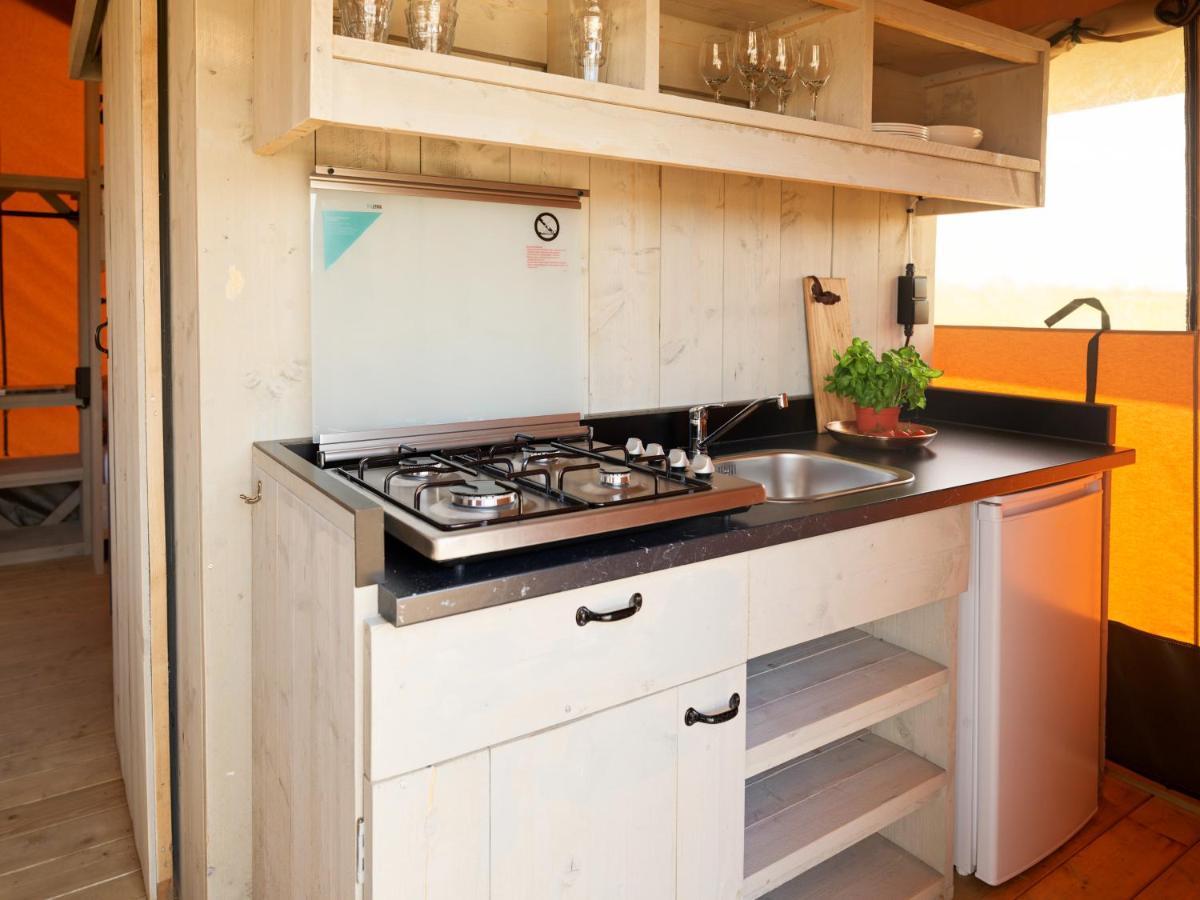 Hotel Dutchen Erfgoedpark De Hoop Glamping Uitgeest Exterior foto