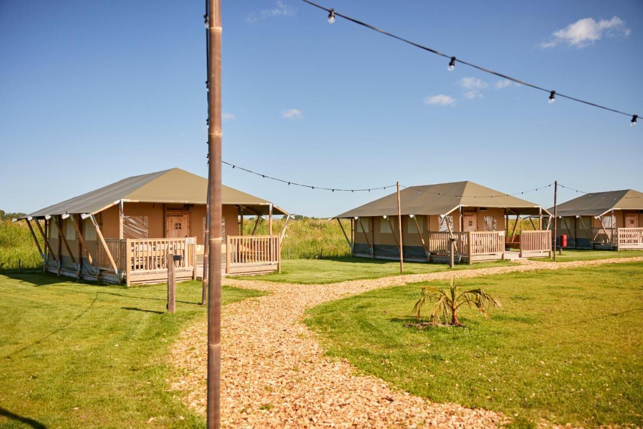 Hotel Dutchen Erfgoedpark De Hoop Glamping Uitgeest Exterior foto