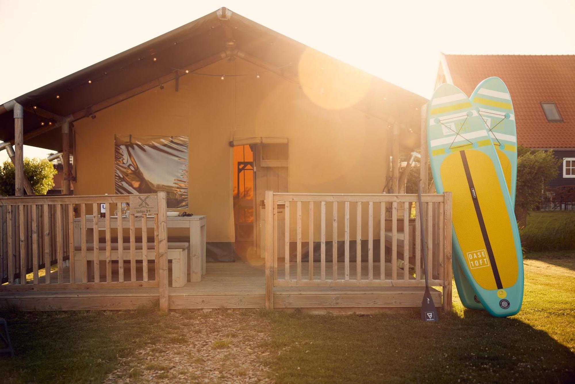 Hotel Dutchen Erfgoedpark De Hoop Glamping Uitgeest Exterior foto
